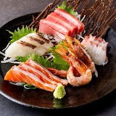 お造り５種盛り合わせ