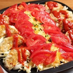 鉄板チーズフォンデュ肉餃子（トマトチリソース）