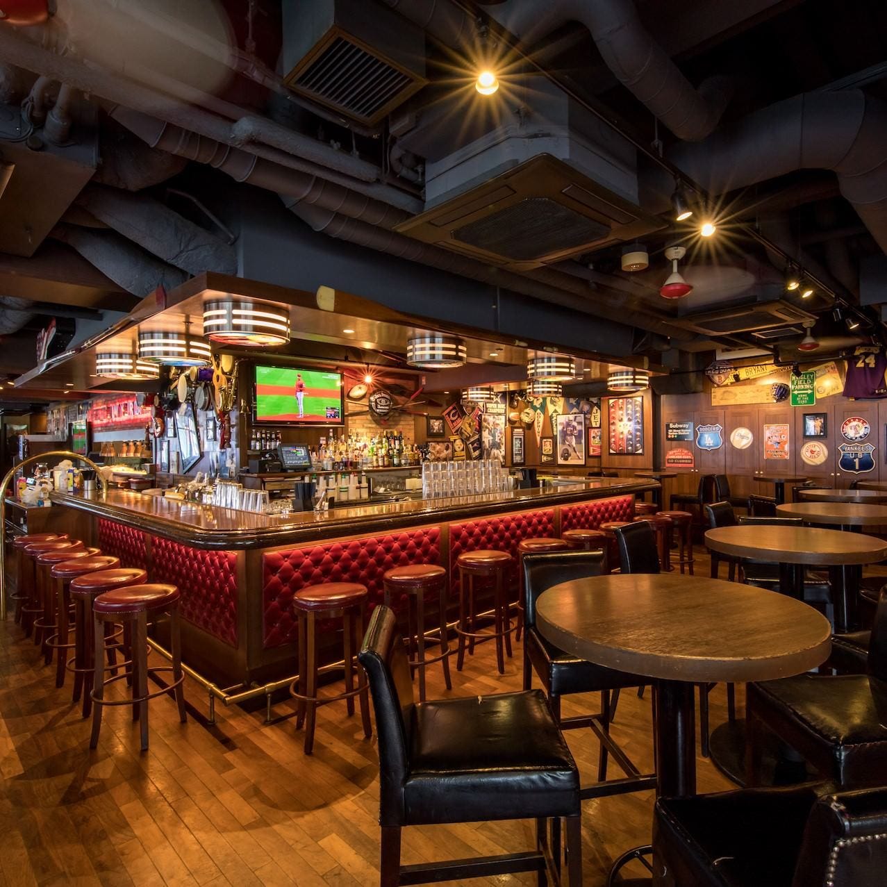 ＴＧＩフライデーズ 上野中央通り店（上野/バー） - 楽天ぐるなび