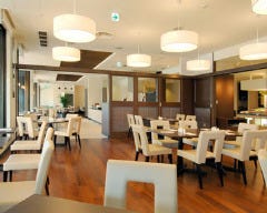 カフェダイニング パームツリー