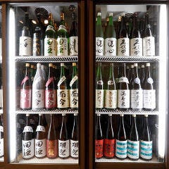 日本全国から仕入れた日本酒・焼酎は約80種以上の豊富な品揃え