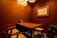 SADEC TOKYO_個室(テーブル4名様&times;1部屋)