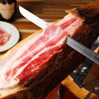 marble arch 日比谷OKUROJI_生ハムなどのタパス料理