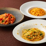 イタリア産ブラータチーズとフレッシュトマトソース スパゲティ