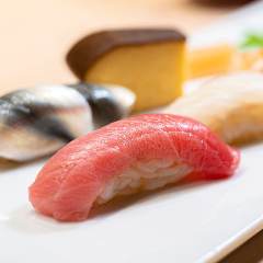 近海で捕れた新鮮魚介を堪能