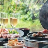 ＜BAR＞【XEX WEST SKY BBQ＋2時間飲み放題】都会の風を感じられるソファ＆テラス◆7500円