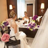 新郎新婦や主役の控え室あり