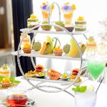 【メロンアフタヌーンティー】メロンで叶えるご褒美時間 スイーツ＆セイボリー＋カフェフリー◆5500円