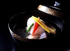 【おまかせ会席】旬の食材を使用した日本料理を堪能（完全個室・リクエスト予約）