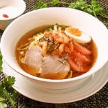 中華風スープ冷麺