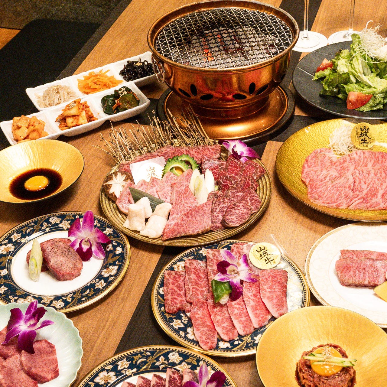炭火 焼肉 bistro 山城 牛
