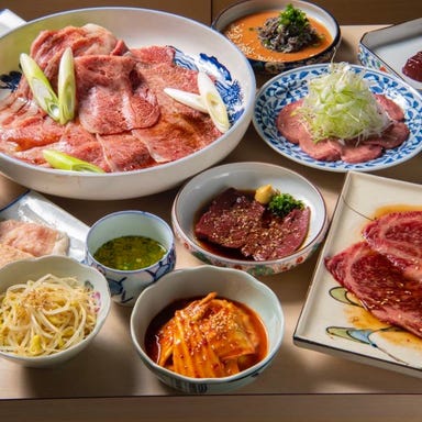 焼肉 神田精肉店 神田東口店_【2時間飲み放題付】宴会名物堪能コース!名物厚切りタンや牛ハラミ、和牛カルビが入って4,500円