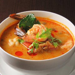 Thai Cuisine GAPRAO `^CKpI` ʐ^2