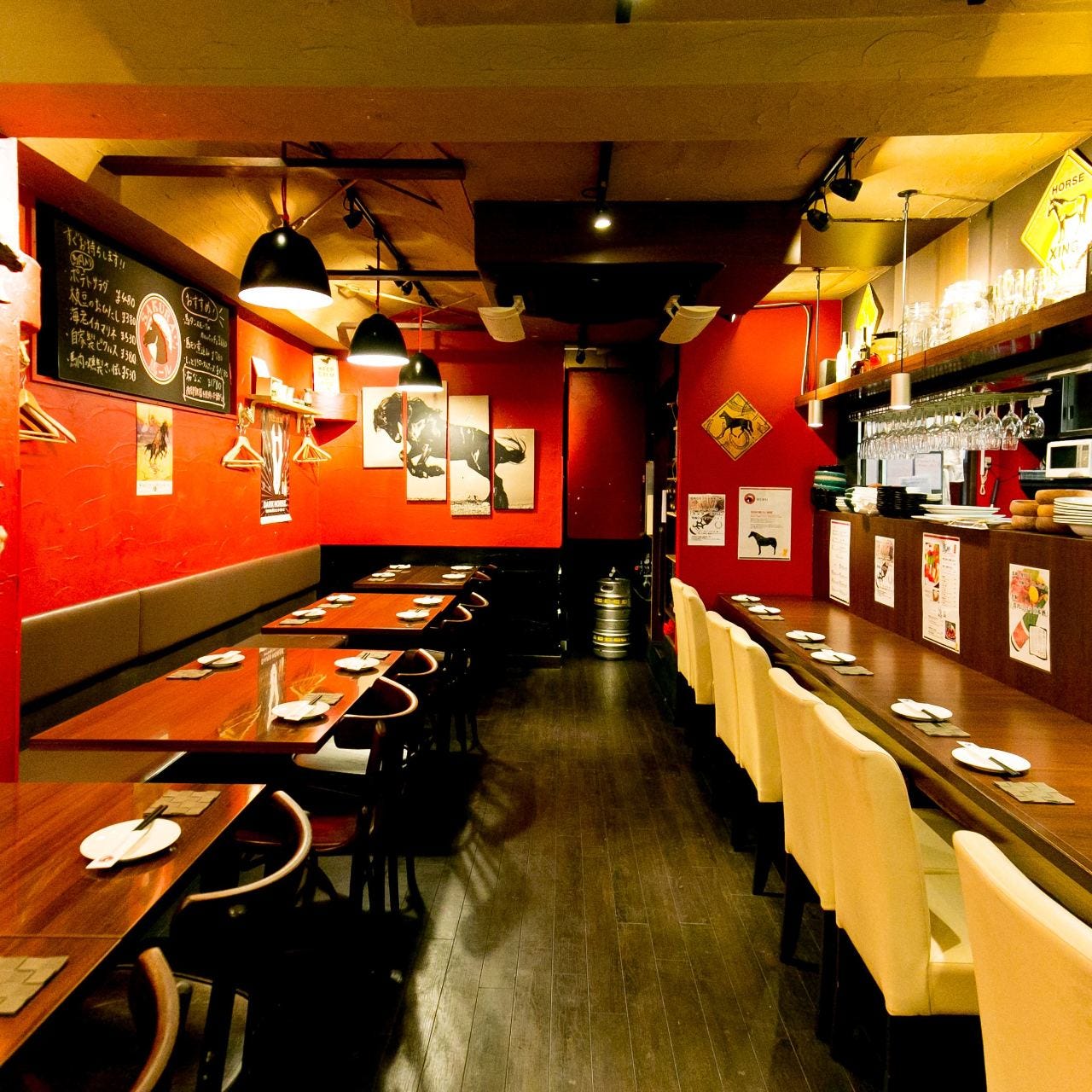 サクラ 馬 ー ル 湯島 御徒 町 店