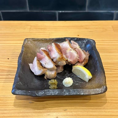 鶏居酒屋 ちらんや_名物知覧どり もも焼き 中