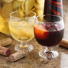 女性に人気のワインカクテルやサングリアもご用意ございます