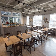 樽生クラフトビール15TAPと自家製ソーセージ『THE LIFE』