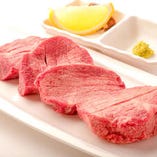 【お肉】
仙台牛や牛タンなどお肉を厳選