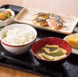 朝食では和食も充実。日替わり惣菜・千葉県産メニューをお楽しみに。