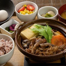 黒毛和牛　すき焼き鍋定食【ディナー限定17：00〜LO】