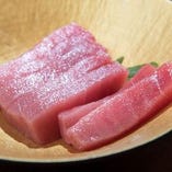鮮度抜群の魚介は日本全国の良いものを厳選いたしました！