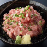 ねぎとろ丼	Minced Tuna with Green Onion Bowl