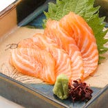 サーモン刺身(4切) Salmon Sashimi  (set of 4 slices)