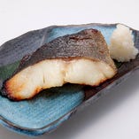 銀ダラ西京焼き Grilled Miso-Marinated Black Cod