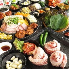 韓国料理食べ飲み放題 3年間byコッテジ 梅田茶屋町店 