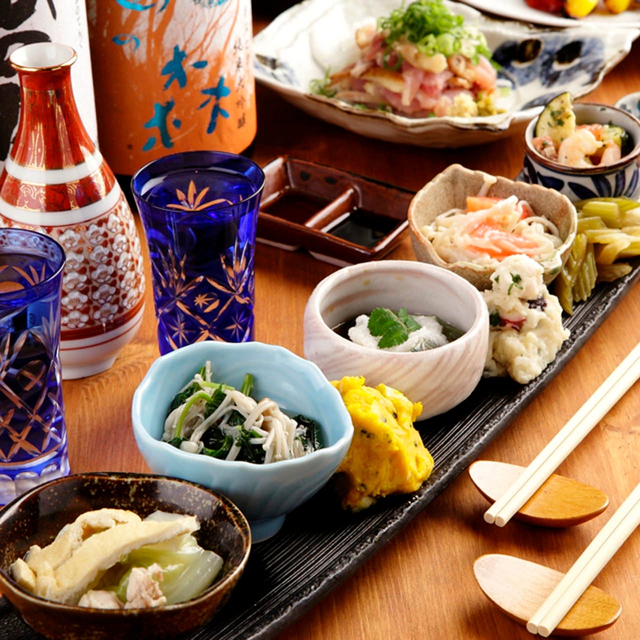日本酒の味をより引き立てる
逸品を豊富に取り揃えてます