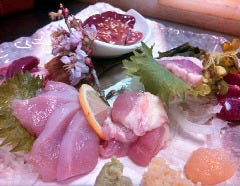 朝挽き地鶏のお造り盛り合わせ
