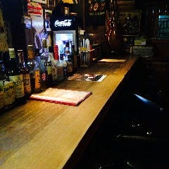 Macky’s BAR