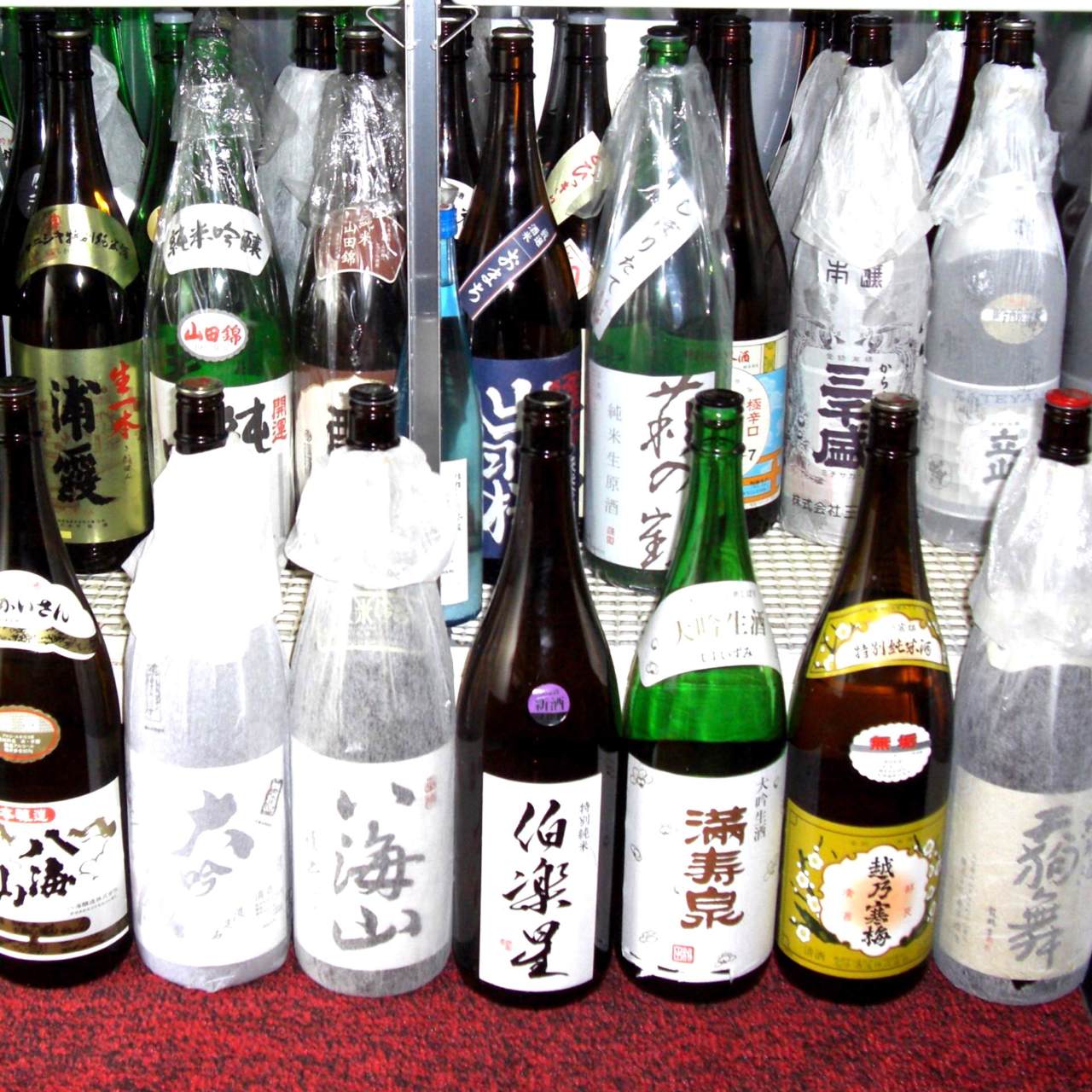 日本酒は50種類～、焼酎は30種類～
