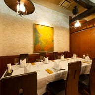 和牛熟成牛とシチリアワイン せいとう 本店_【テーブル席個室:5~8名様】明るい雰囲気!仲間同士の集まりや少人数宴会にも最適◎