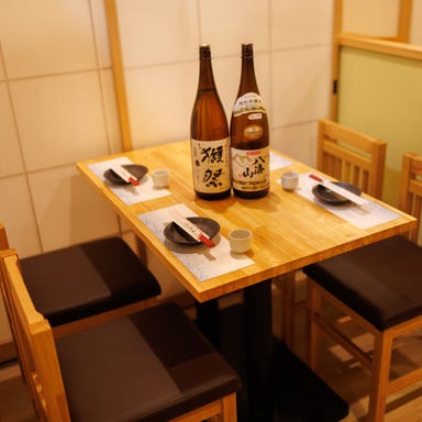 海鮮と炉端焼き 個室居酒屋 大宮ひまり_周りを気にせず会話を楽しめる、落ち着いた完全個室。