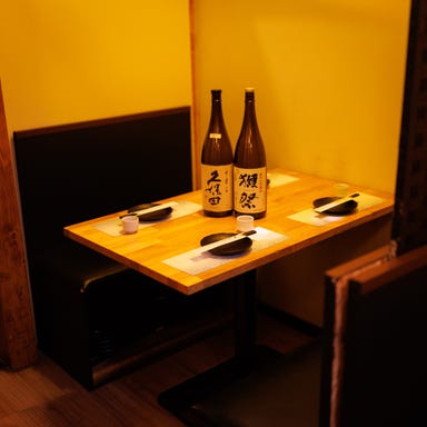 海鮮と炉端焼き 個室居酒屋 大宮ひまり_接待や会食にも使いやすい、上質で静かな雰囲気の個室