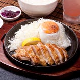 若鶏の鉄板焼き定食　(ご飯・お新香・ドリンク付)