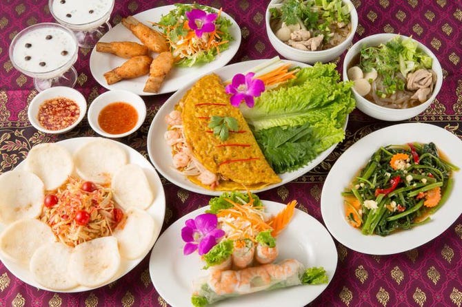 サームロット 新宿 タイ料理 ぐるなび