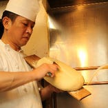 刀削麺も料理人の腕が光る逸品