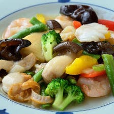 海鮮と彩り野菜のあっさり炒め