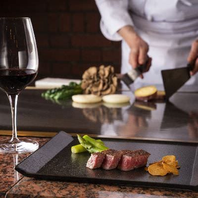 美味しいお店が見つかる 梅田の鉄板焼きでおすすめしたい人気のお店 ぐるなび