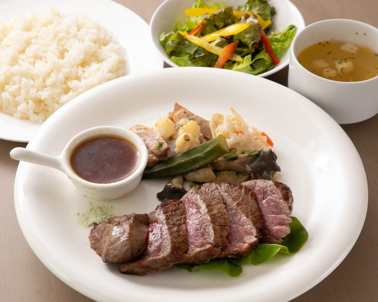 プレミアム貸切 絶品肉料理 ロンドンバス キッチン 大森 東京 居酒屋 ビアレストラン Goo地図