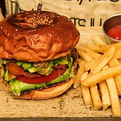 MCLEAN ‐old burger stand‐