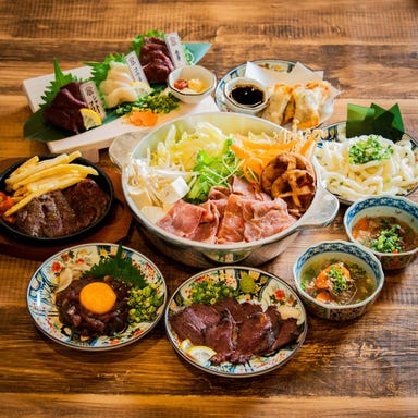 大衆馬肉酒場 うまる 栄住吉店_【1/4~】【3h飲み放題】豪華!4種から選べる自慢の鍋◎全10品『うまる贅沢コース』¥5000