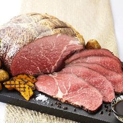 【土日祝限定】阿波黒牛もも肉のローストビーフ