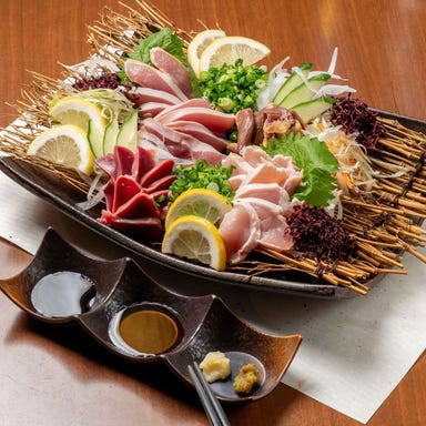 炭膳つらぬき_朝引き鶏の刺身盛り