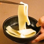 [お好きな〆を満喫♪]
ごはん、太うどん、中華麺もおかわり自由