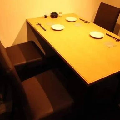 個室居酒屋 SIKI~料理とお酒~_【テーブル席半個室:3~4名様×4卓】最大16名様までOK!多様なシーンで使える和空間