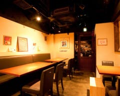 席数２６席。お酒に合うお料理も多数ご用意しております。。。