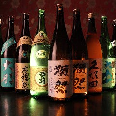 厳選して仕入れた日本酒を取揃え 季節に応じた銘柄もご用意！